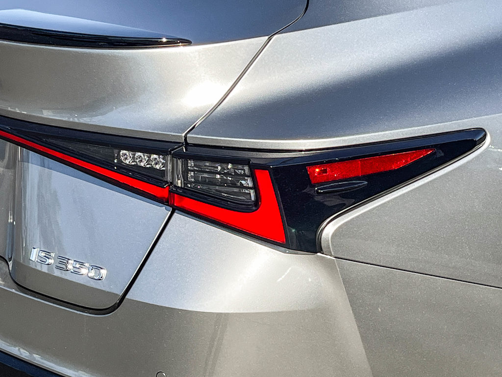 Thumbnail: 2022 Lexus IS - 18