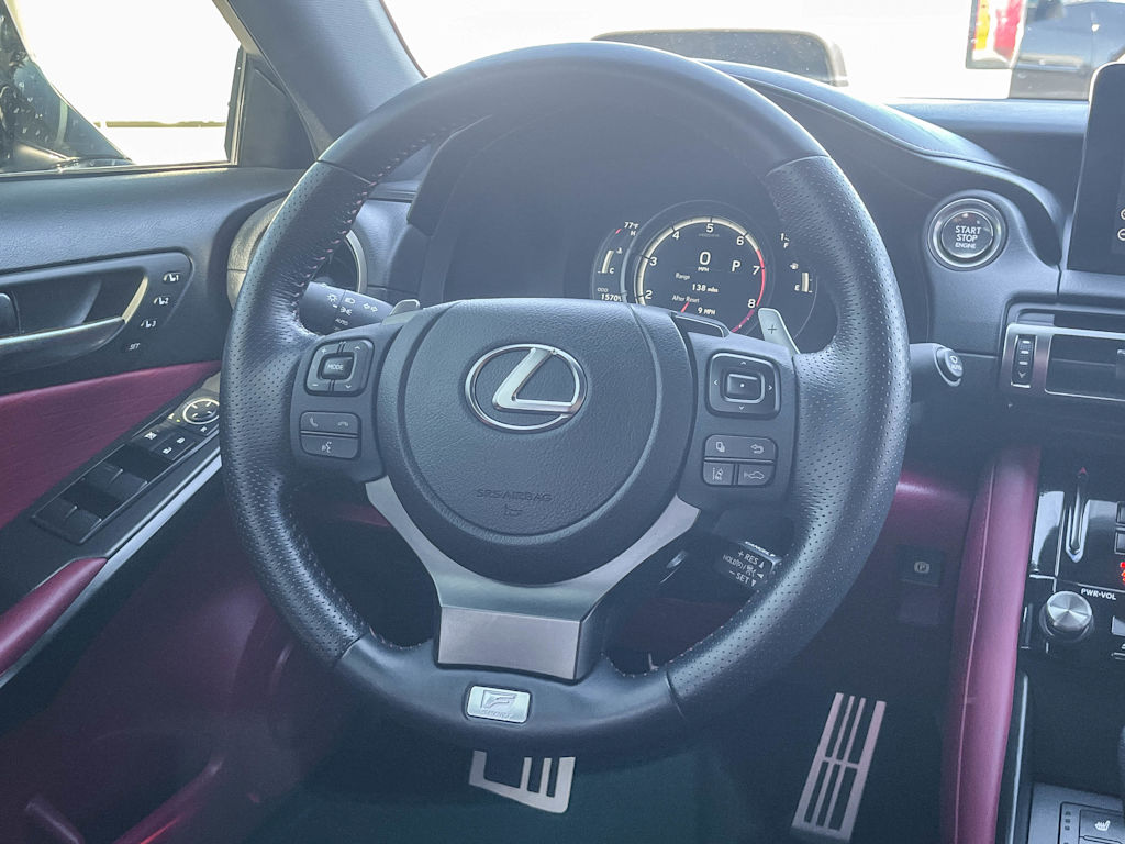 Thumbnail: 2022 Lexus IS - 2