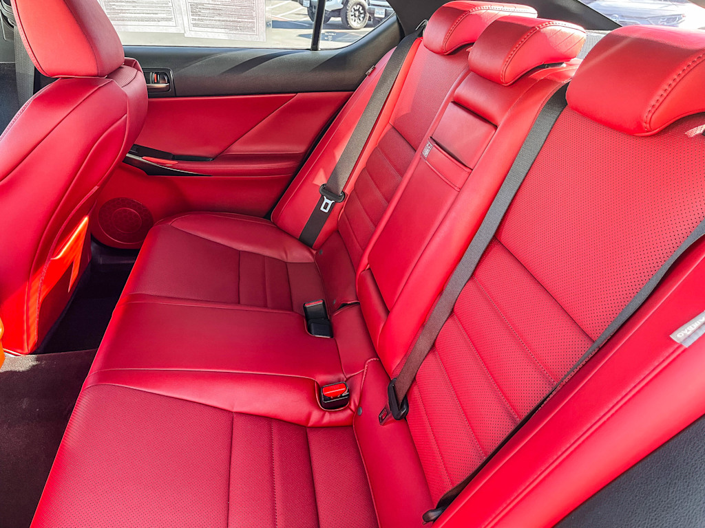 Thumbnail: 2022 Lexus IS - 9