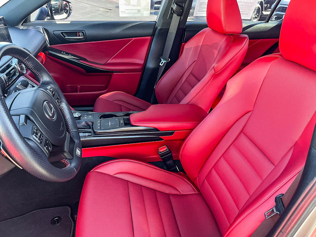 Thumbnail: 2022 Lexus IS - 8