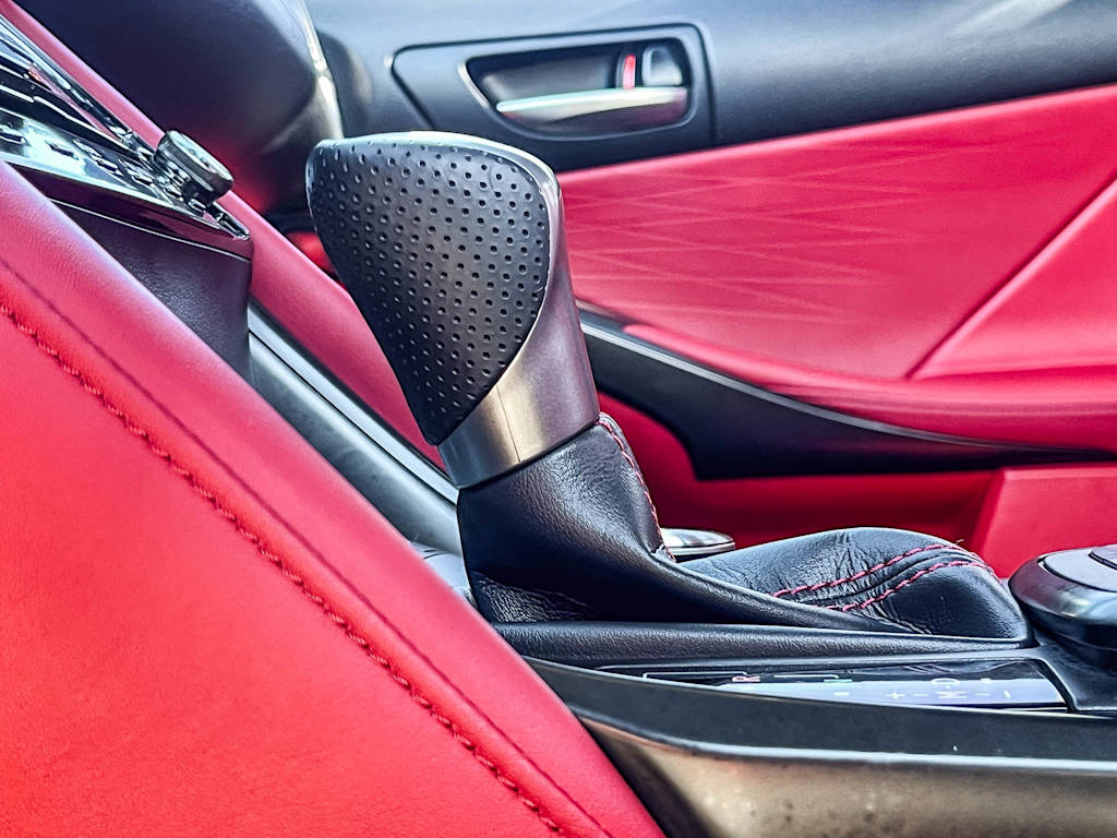 Thumbnail: 2022 Lexus IS - 23