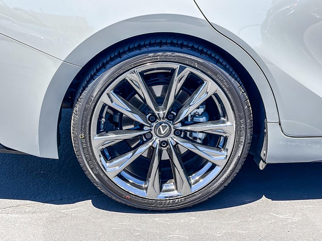 Thumbnail: 2025 Lexus ES - 19