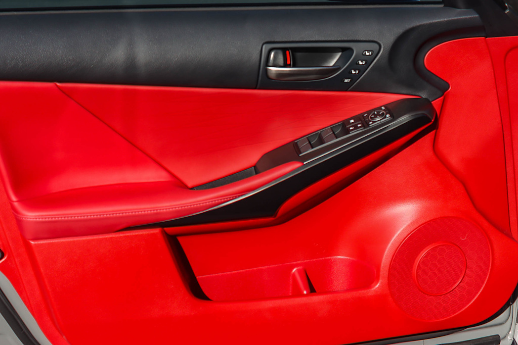 Thumbnail: 2025 Lexus ES - 6