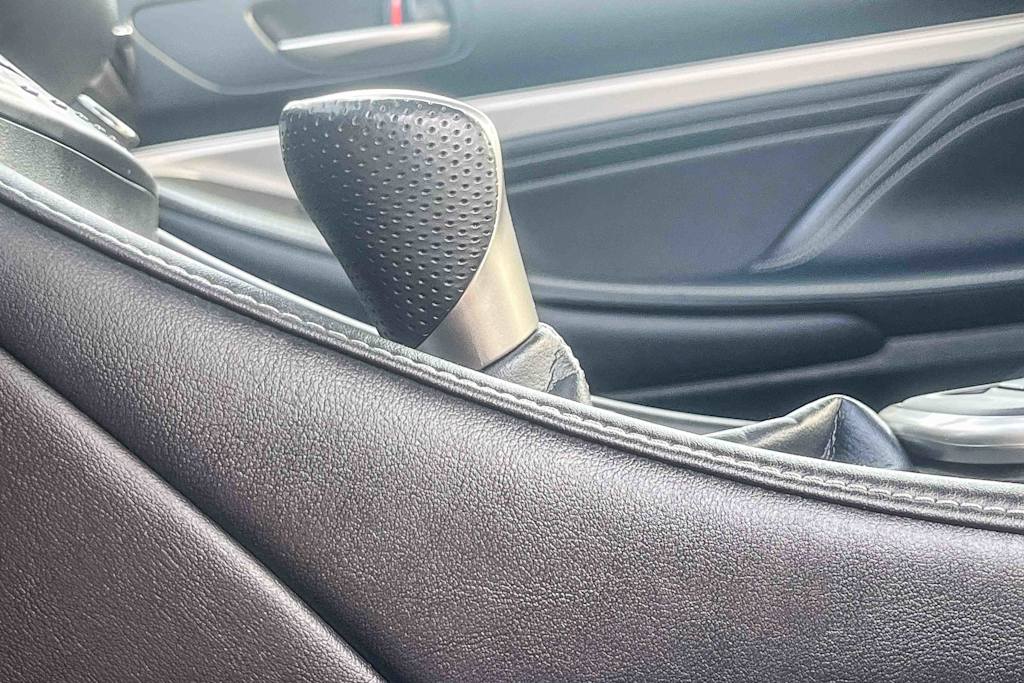 Thumbnail: 2016 Lexus RC - 25