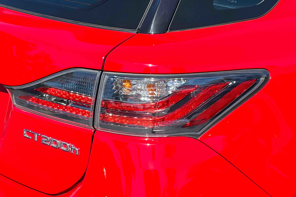 Thumbnail: 2014 Lexus CT - 20