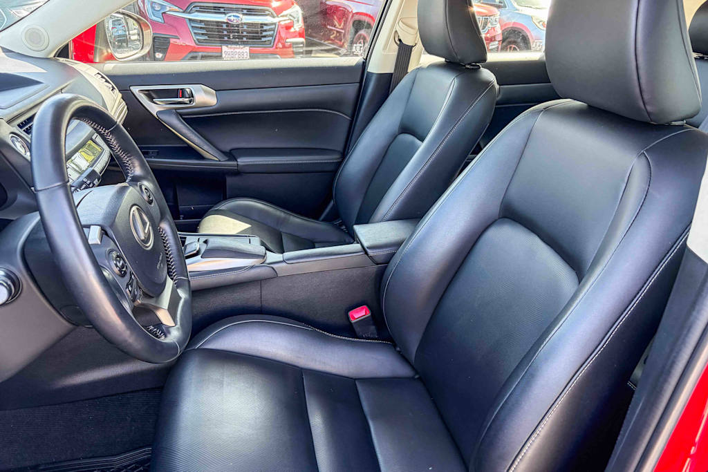 Thumbnail: 2014 Lexus CT - 10