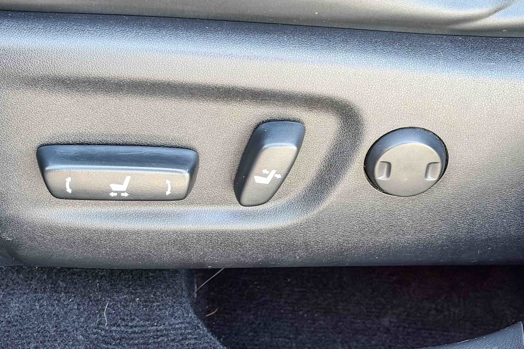 Thumbnail: 2014 Lexus CT - 24