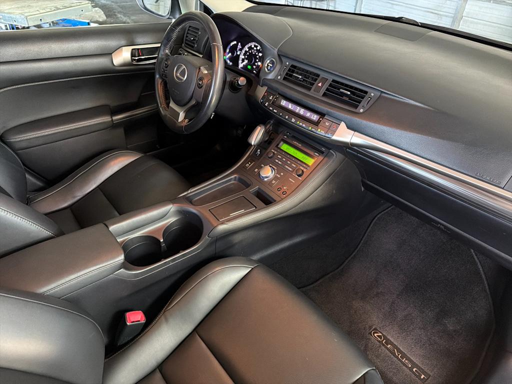 Thumbnail: 2015 Lexus CT - 11