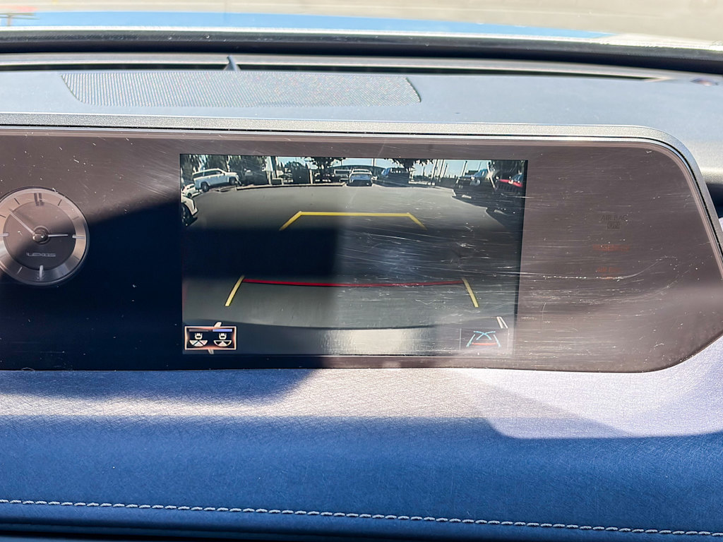 Thumbnail: 2019 Lexus UX - 27