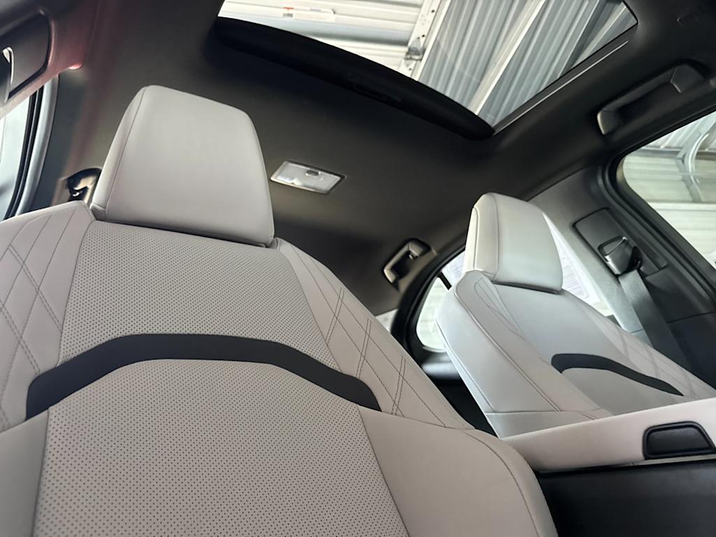 Thumbnail: 2025 Lexus UX - 11