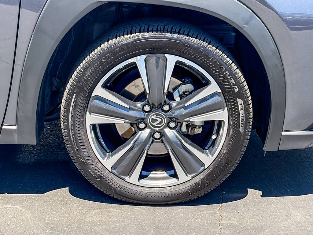 Thumbnail: 2024 Lexus UX - 7