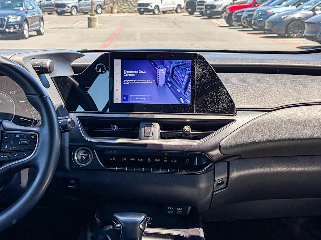 Thumbnail: 2024 Lexus UX - 9