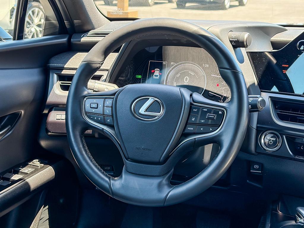 Thumbnail: 2024 Lexus UX - 13