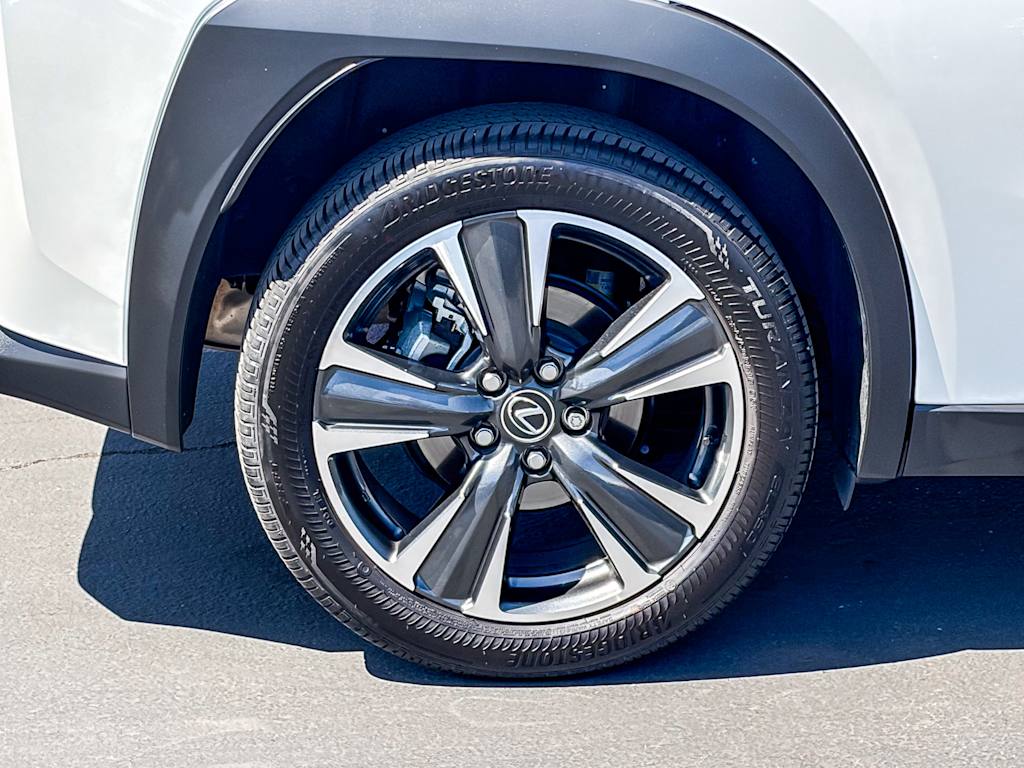 Thumbnail: 2025 Lexus UX - 20