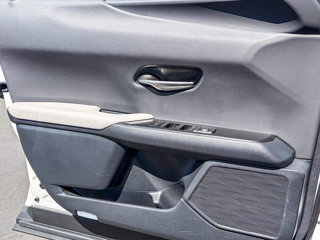 Thumbnail: 2025 Lexus UX - 22