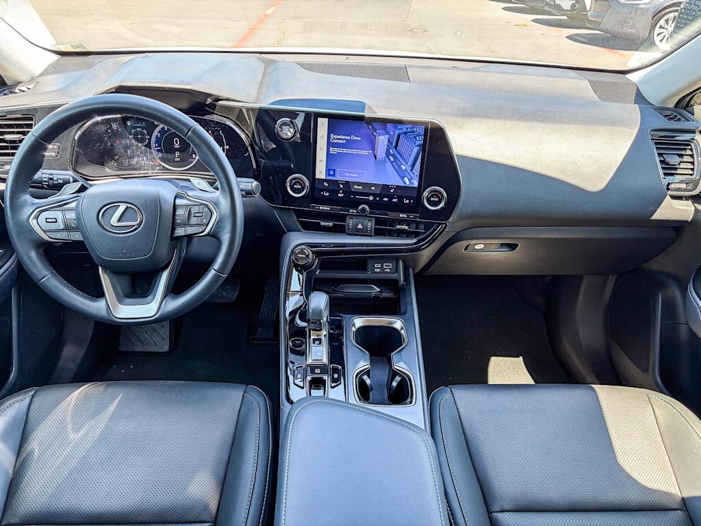 Thumbnail: 2024 Lexus ES - 2