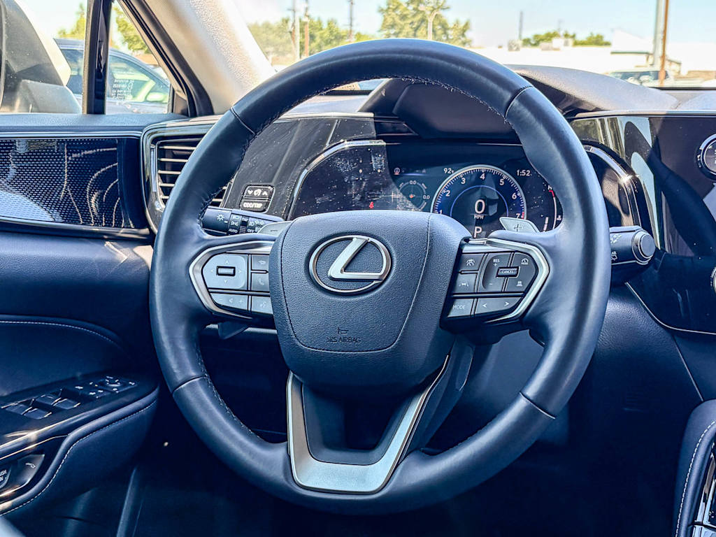 Thumbnail: 2024 Lexus ES - 8