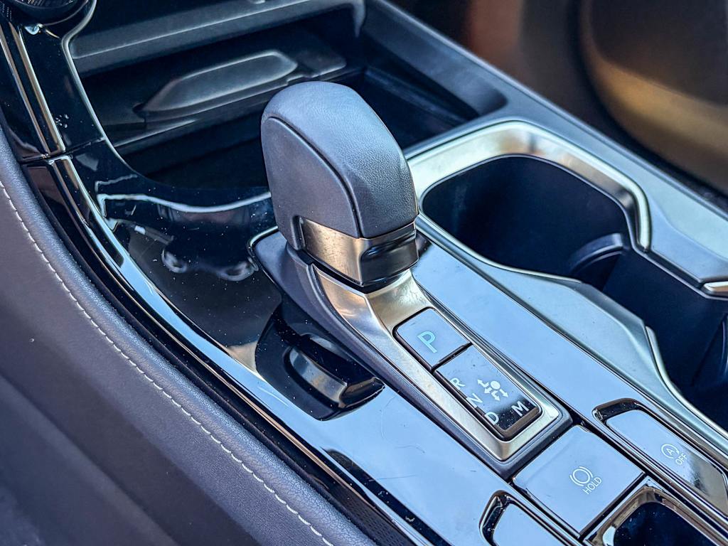 Thumbnail: 2024 Lexus ES - 13
