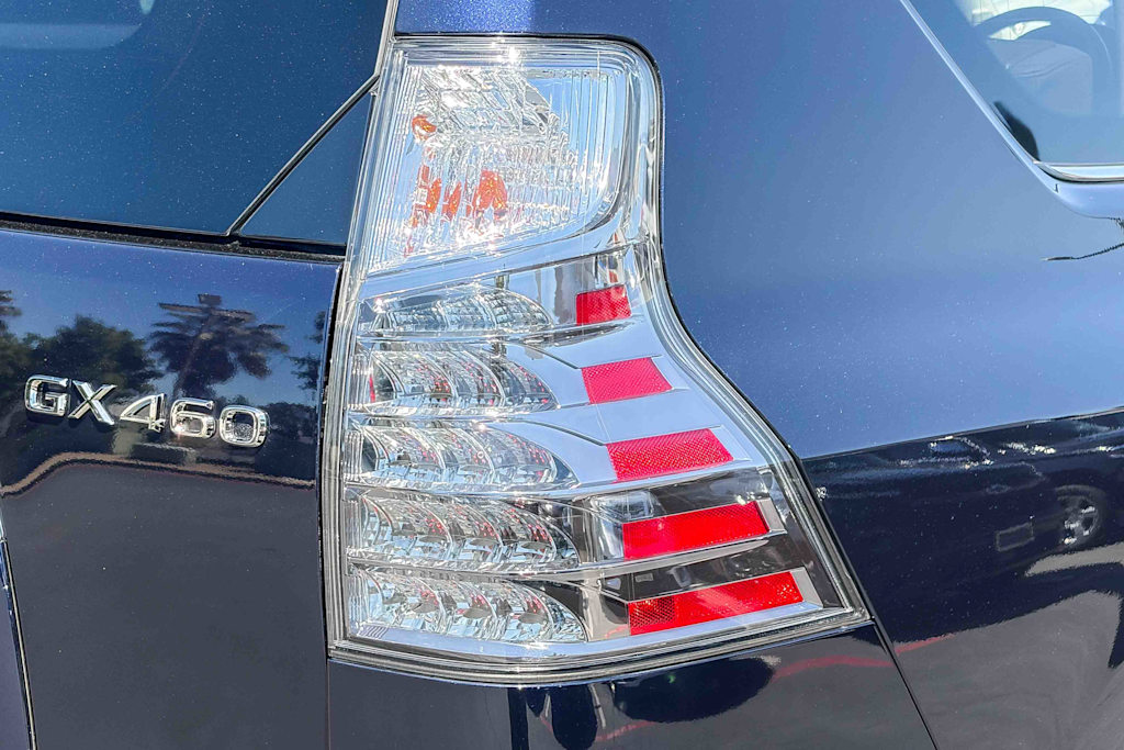 Thumbnail: 2021 Lexus GX - 16