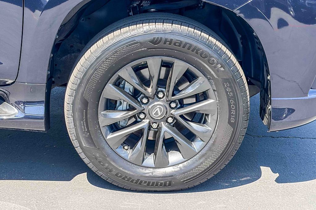 Thumbnail: 2021 Lexus GX - 4