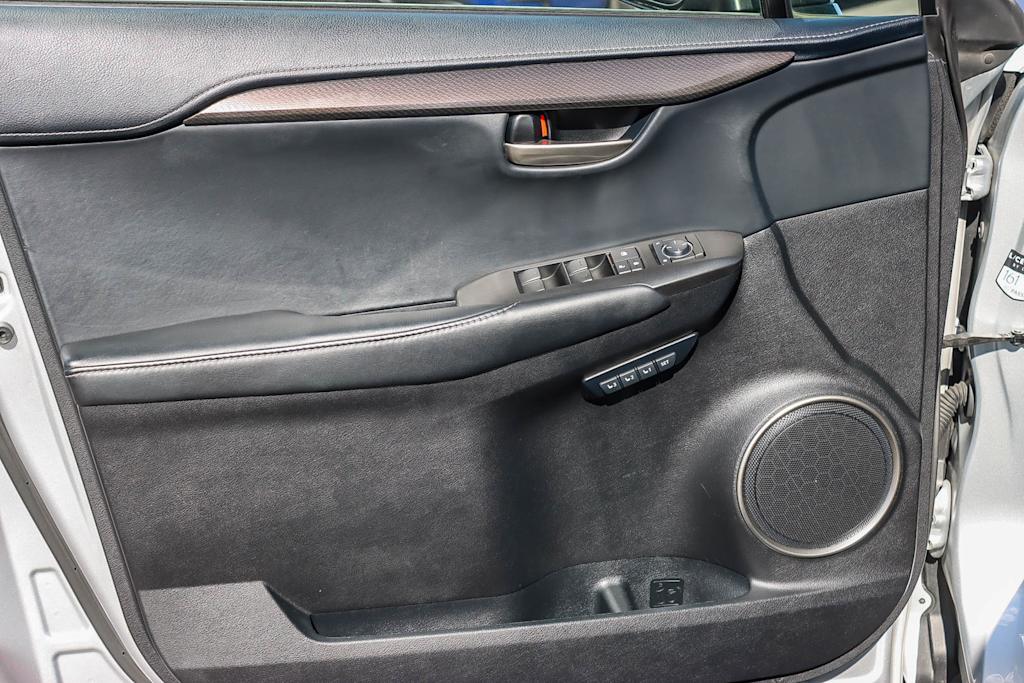 Thumbnail: 2016 Lexus NX - 21