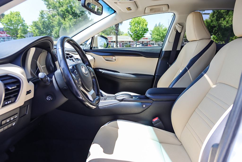 2016 Lexus NX Hybrid 300h 10
