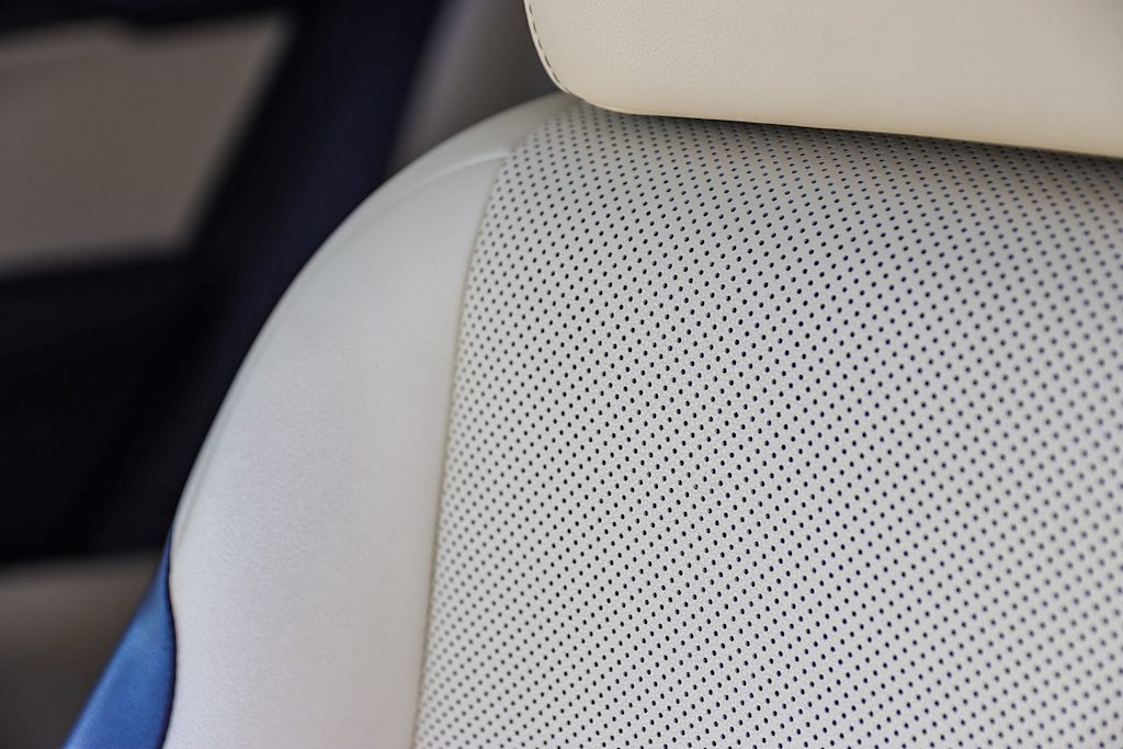 2016 Lexus NX Hybrid 300h 26