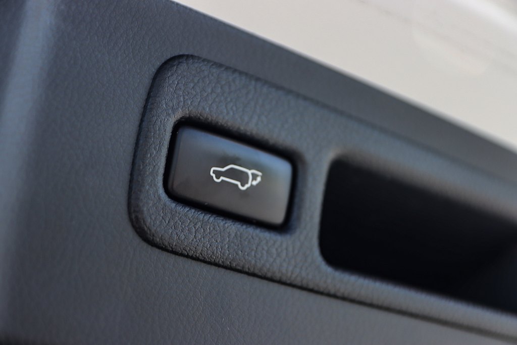 2016 Lexus NX Hybrid 300h 27