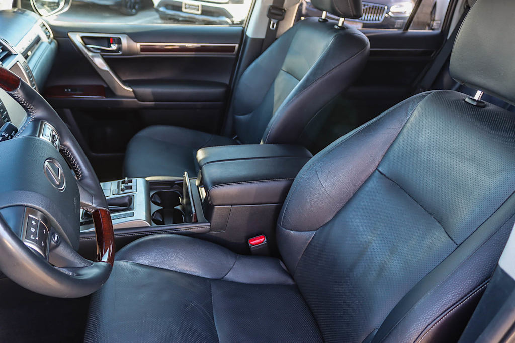 Thumbnail: 2015 Lexus GX - 10