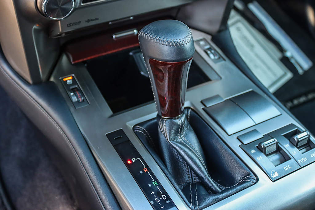Thumbnail: 2015 Lexus GX - 24