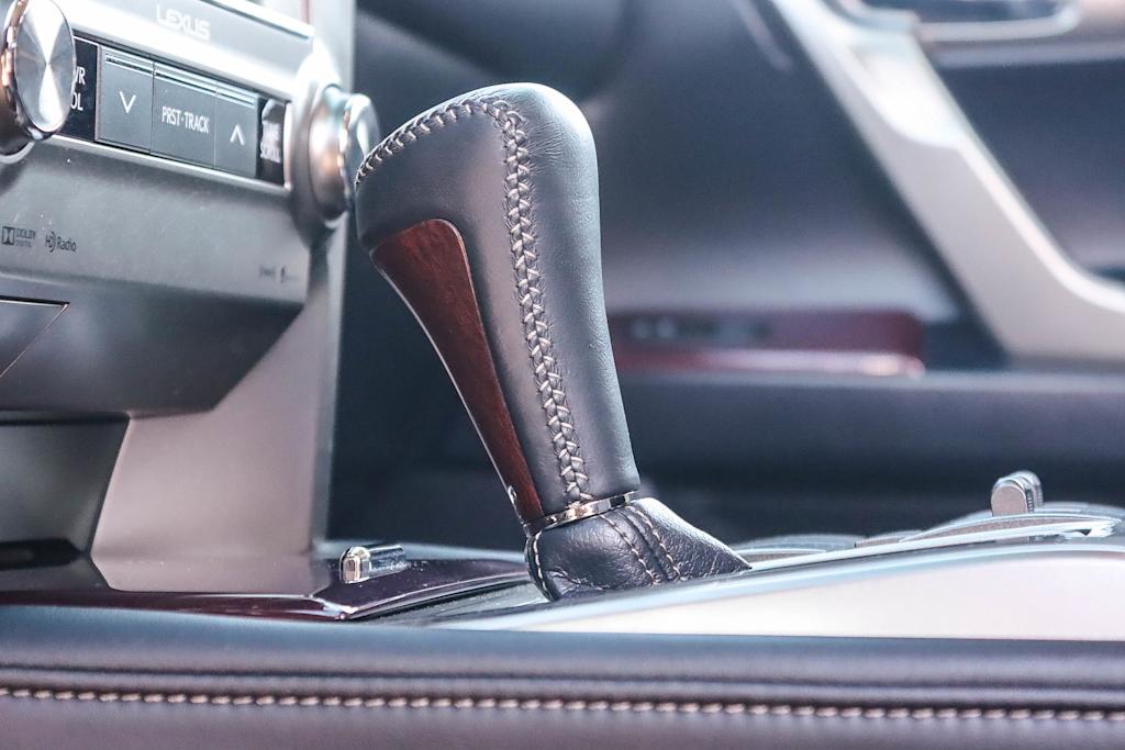 Thumbnail: 2019 Lexus GX - 26