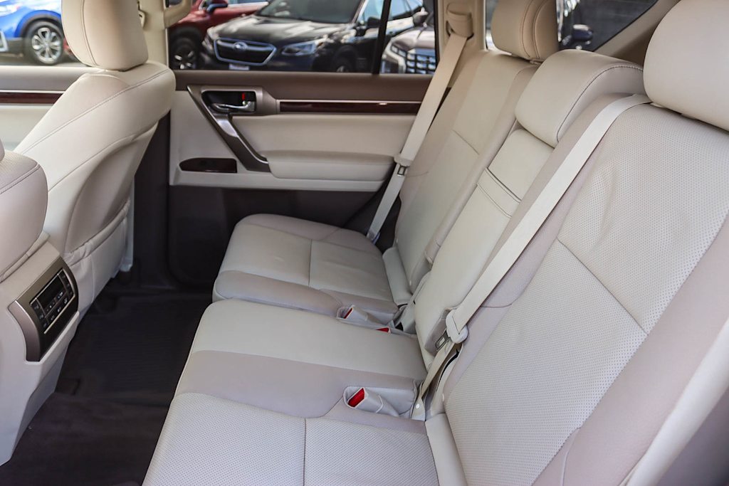Thumbnail: 2018 Lexus GX - 11