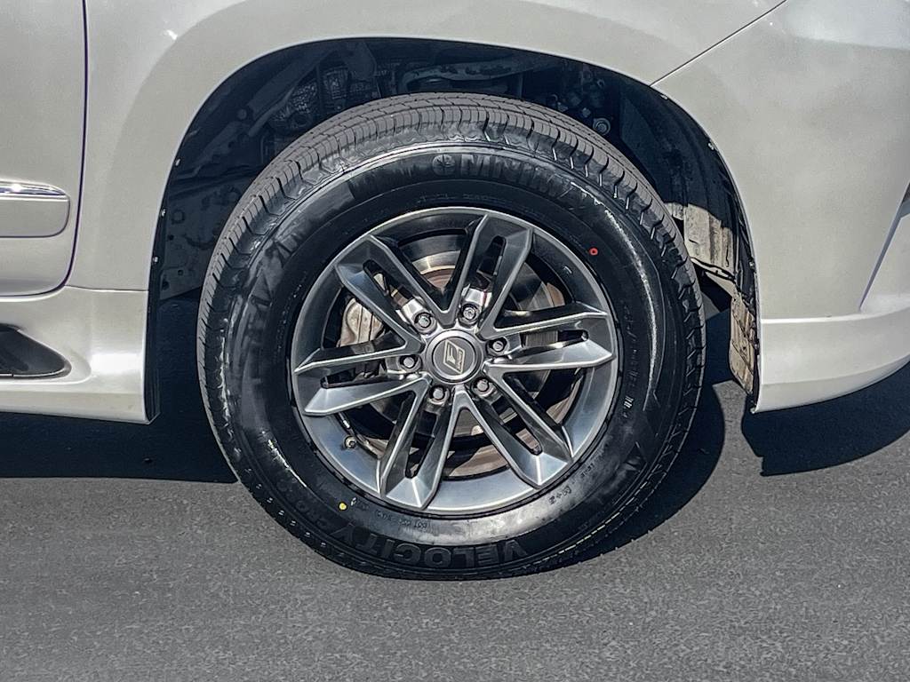 Thumbnail: 2016 Lexus GX - 6