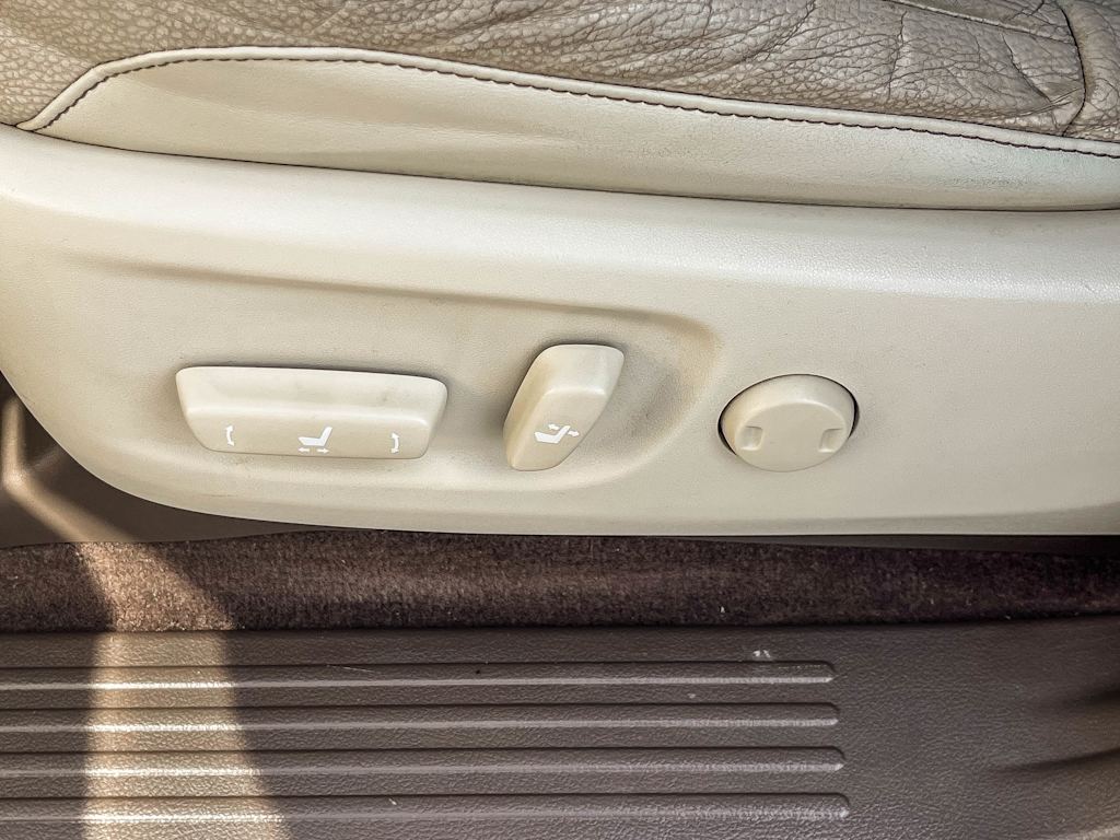 Thumbnail: 2016 Lexus GX - 25