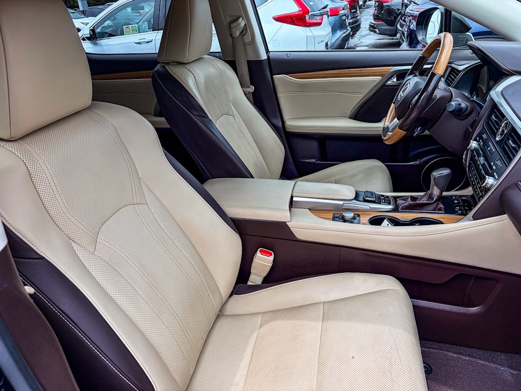 Thumbnail: 2016 Lexus RX - 9