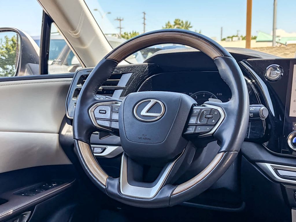 Thumbnail: 2023 Lexus RX - 8
