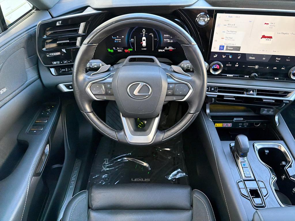 Thumbnail: 2025 Lexus RX - 11
