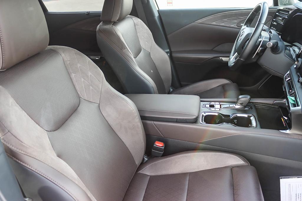 Thumbnail: 2024 Lexus RX - 9