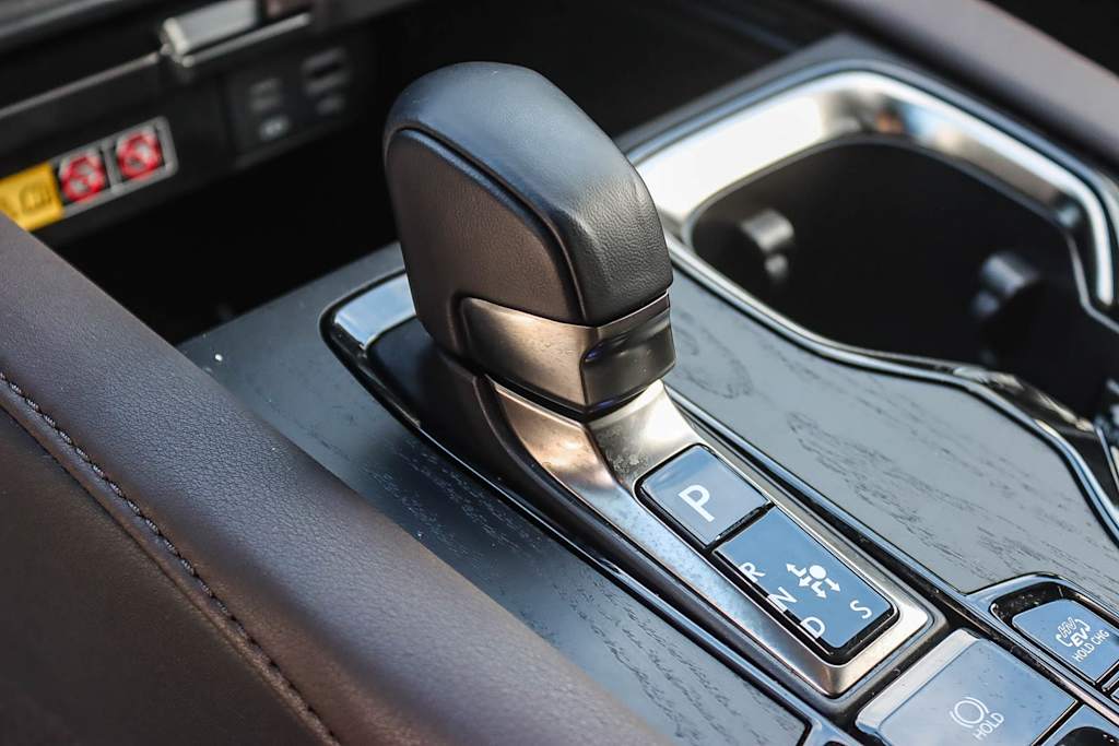 Thumbnail: 2024 Lexus RX - 13