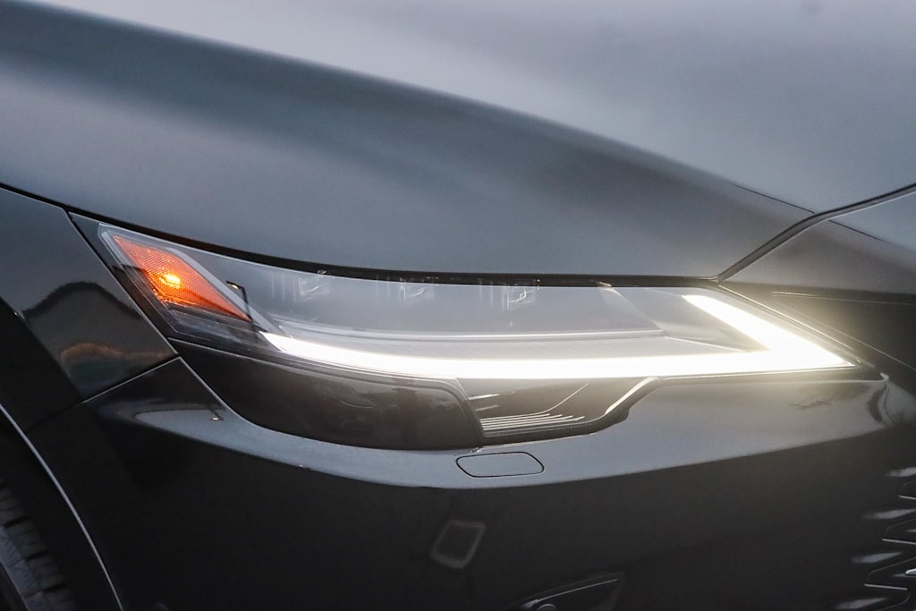 Thumbnail: 2025 Lexus RX - 18