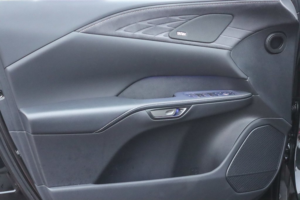 Thumbnail: 2025 Lexus RX - 22