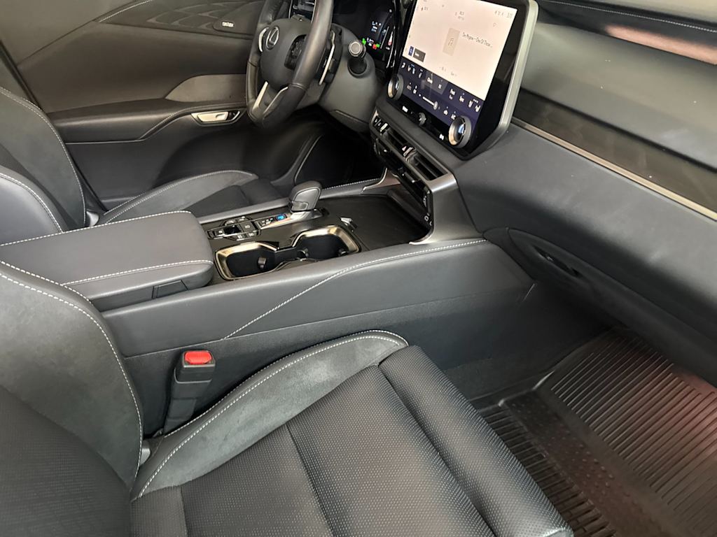 Thumbnail: 2025 Lexus RX - 12