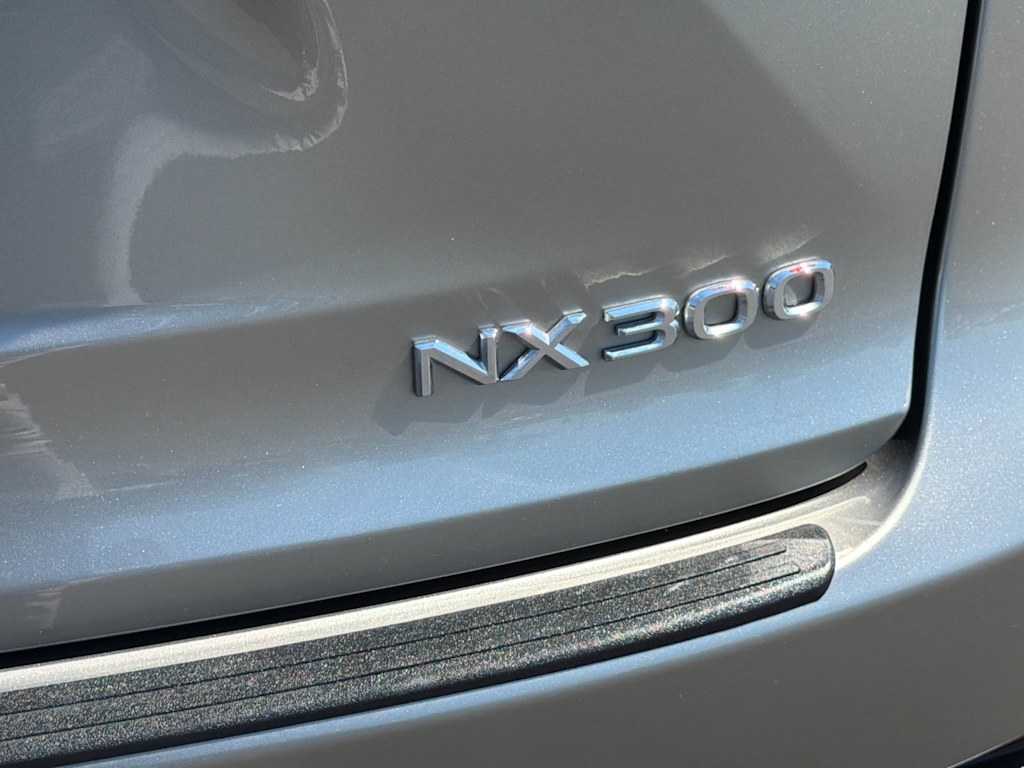 Thumbnail: 2021 Lexus NX - 7