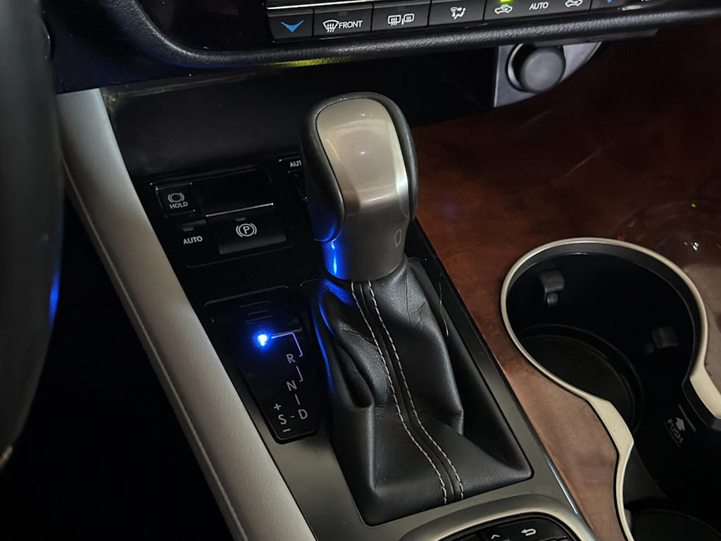 Thumbnail: 2019 Lexus RX - 14