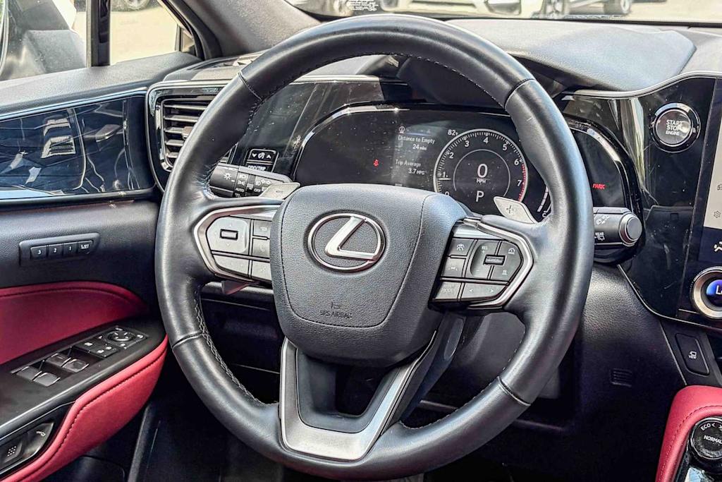Thumbnail: 2025 Lexus ES - 2
