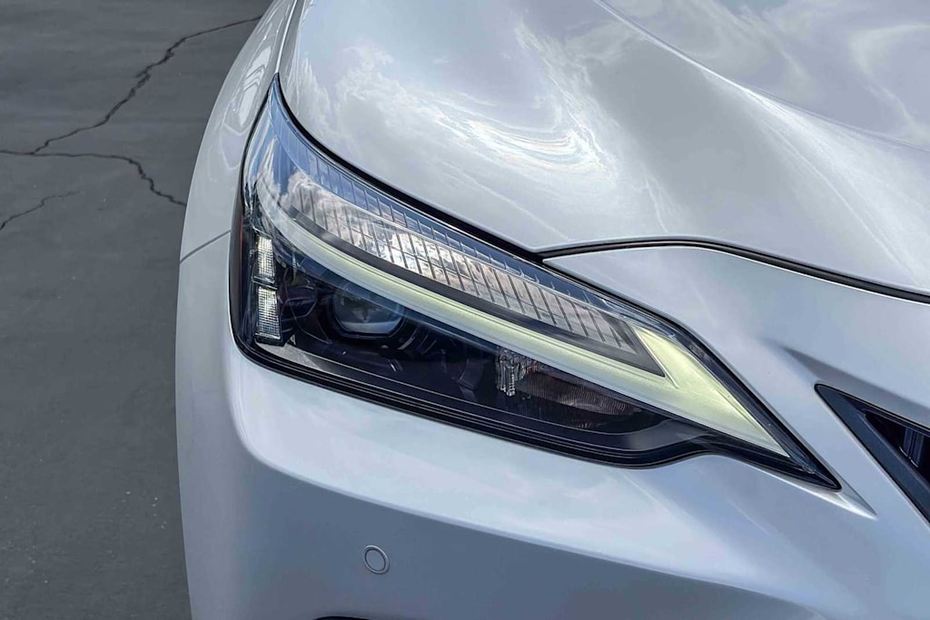 Thumbnail: 2025 Lexus ES - 16