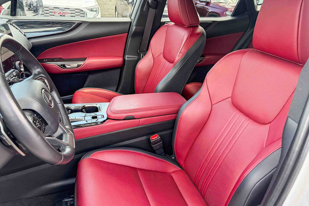 Thumbnail: 2025 Lexus ES - 9
