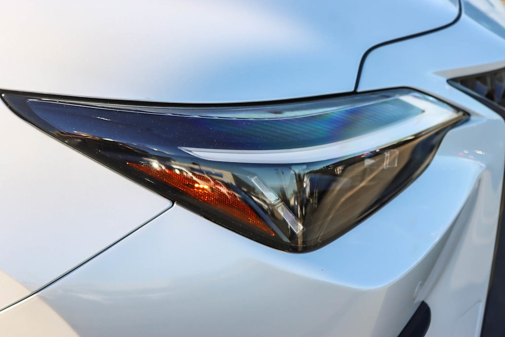 Thumbnail: 2025 Lexus ES - 20