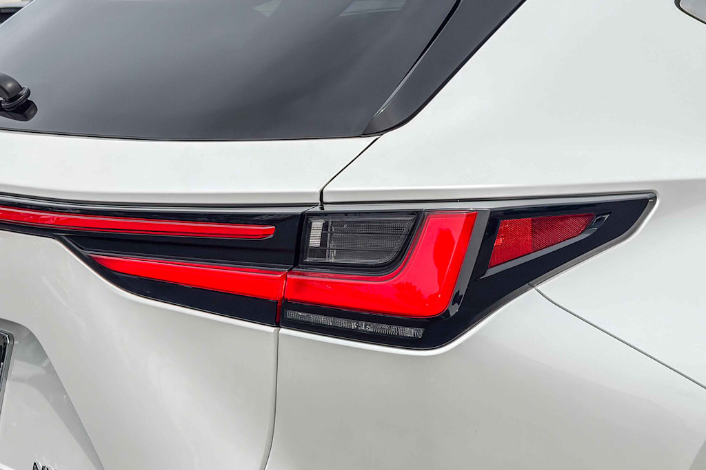 Thumbnail: 2024 Lexus ES - 20