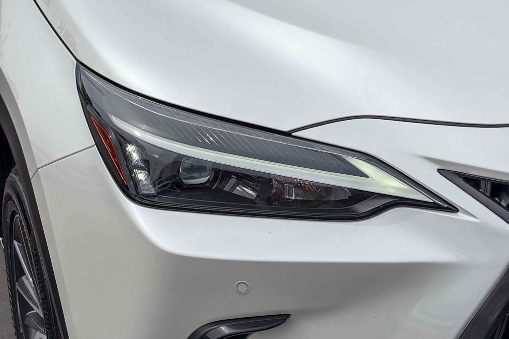 Thumbnail: 2024 Lexus ES - 19